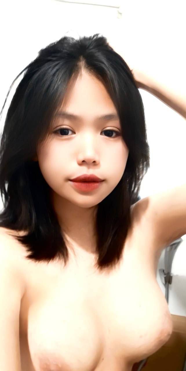 CUM4K Mẹ kế đèn pha lớn được lấp đầy với một lượng lớn tinh dịch