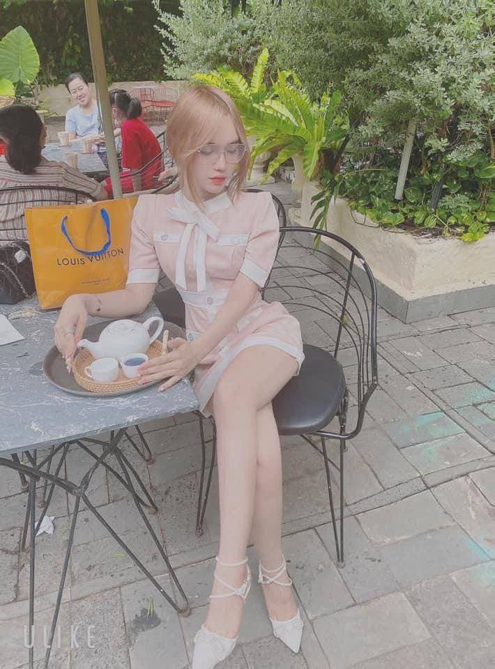 Trang web video đẹp, màu vàng, mát mẻ và màu trắng sữa - xem phát lại trực tuyến HD...